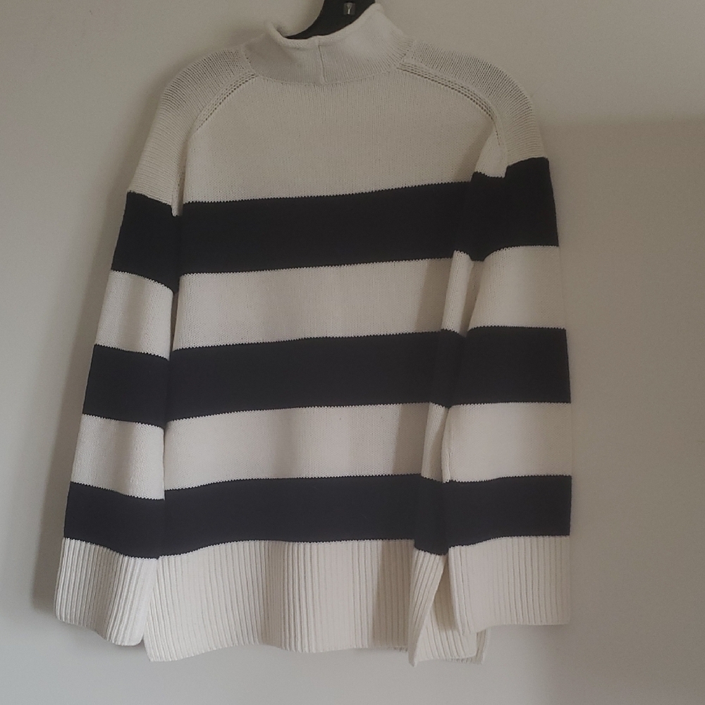 NWOT VINCE WOMENS OVERSIZED STRIPED ROLL NECK SWEATER - Picture 7 of 9